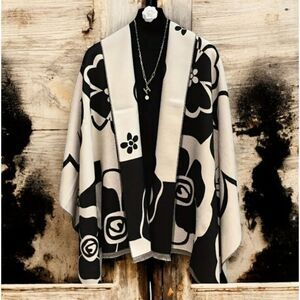 Camellia Black & Cream Stylish Shawl New